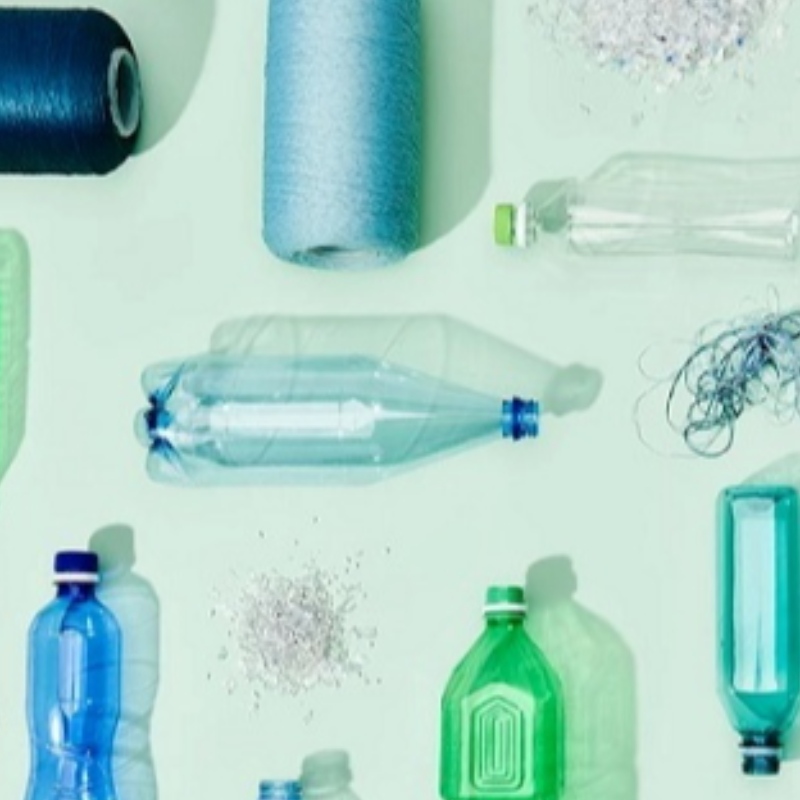 I tessuti riciclati sono popolari in tutto il mondo